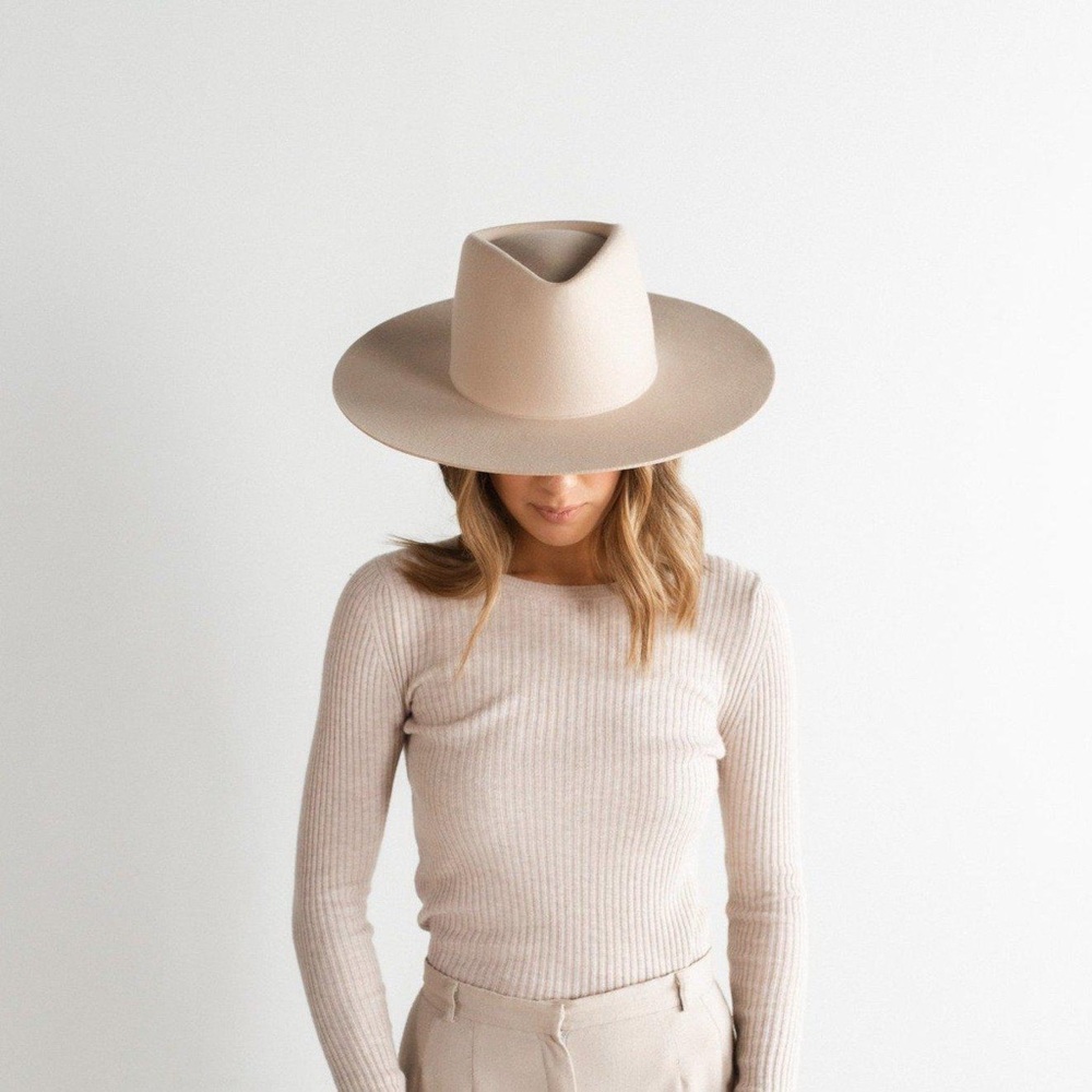 Gigi Pip Dakota hat - Cream size 57 NWT